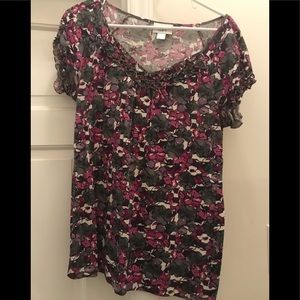 2 women’s tops size medium